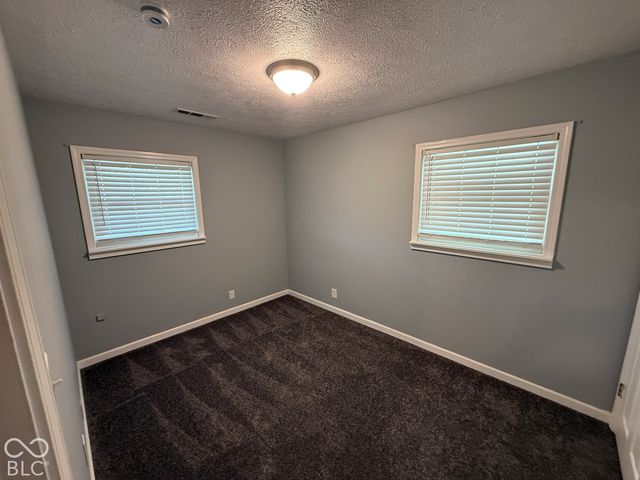 17 Parkview Drive, New Whiteland, IN 46184