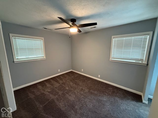 17 Parkview Drive, New Whiteland, IN 46184