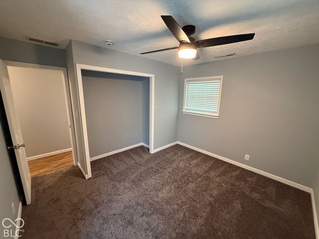 17 Parkview Drive, New Whiteland, IN 46184
