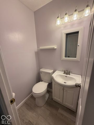 17 Parkview Drive, New Whiteland, IN 46184