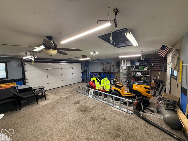 17 Parkview Drive, New Whiteland, IN 46184