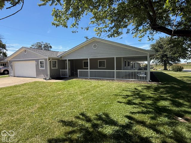 17 Parkview Drive, New Whiteland, IN 46184