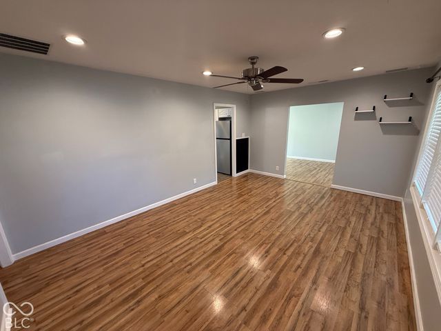 17 Parkview Drive, New Whiteland, IN 46184