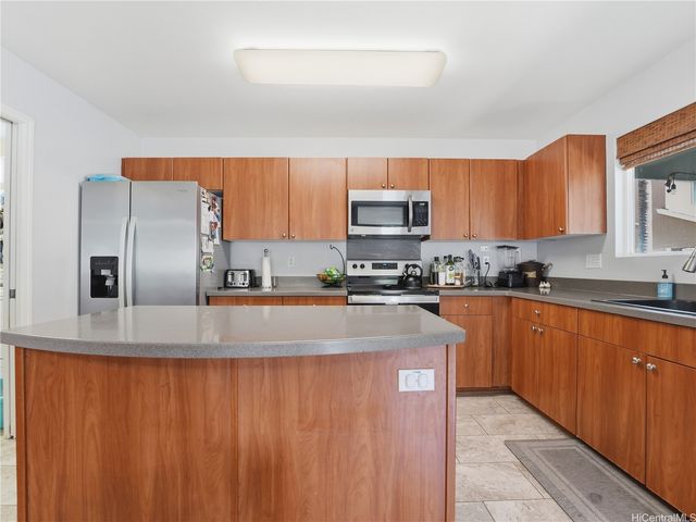 91-1026 Hoomalie Street, Ewa Beach, HI 96706