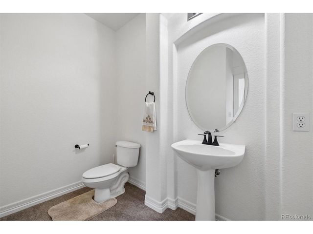 593 Ridgeside Dr, Golden, CO 80401
