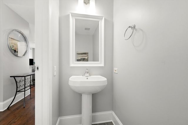 1515 S Prairie Avenue 910, Chicago, IL 60605