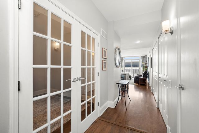 1515 S Prairie Avenue 910, Chicago, IL 60605