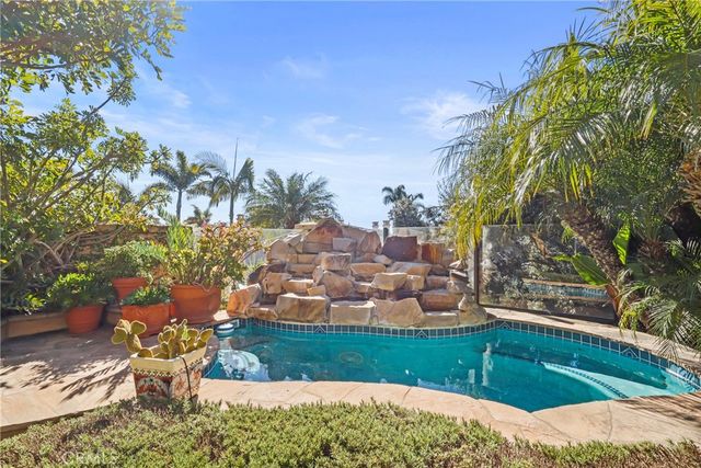 27 Vista Sole, Dana Point, CA 92629