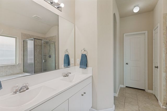 14360 Artisan Drive, Fort Worth, TX 76052