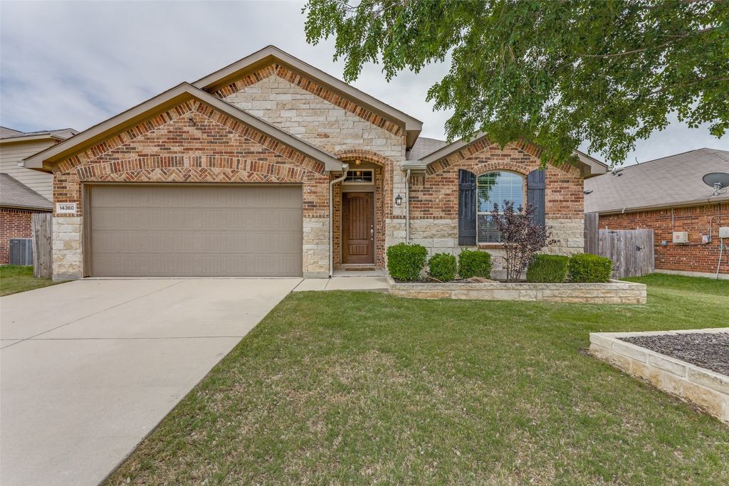 14360 Artisan Drive, Fort Worth, TX 76052