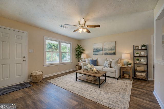 170 Hidden Pines Drive, Covington, GA 30016