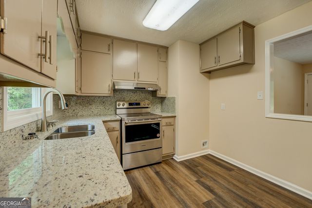170 Hidden Pines Drive, Covington, GA 30016