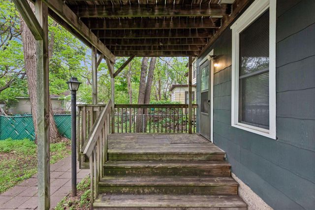 1282 Hewitt Avenue, Saint Paul, MN 55104