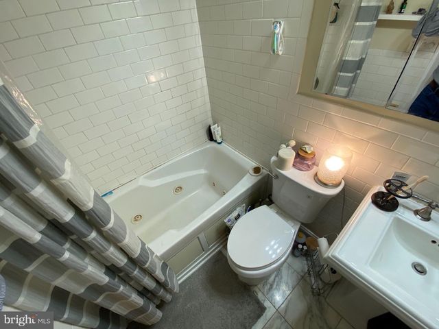 2128 10TH ST NW, Washington, DC 20001