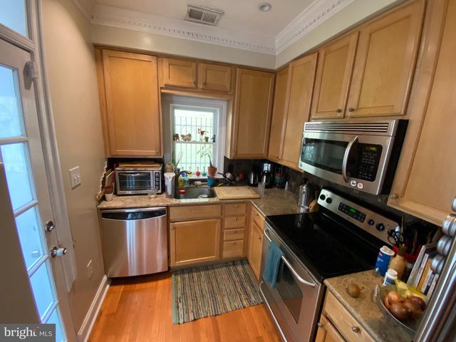 2128 10TH ST NW, Washington, DC 20001