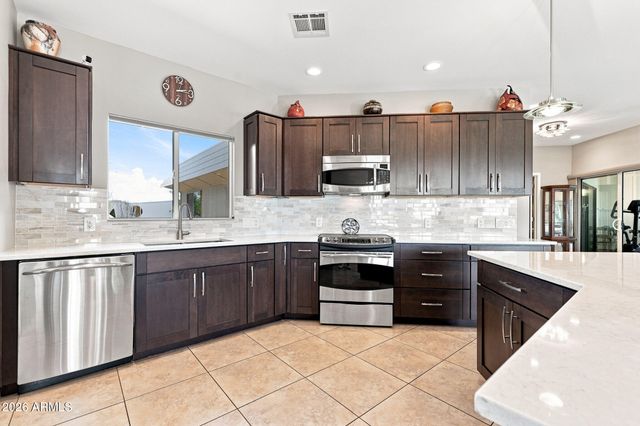 11005 W WELK Drive, Sun City, AZ 85373