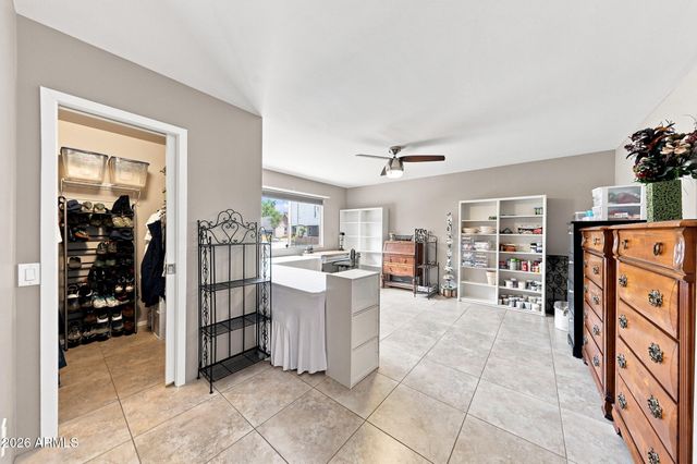 11005 W WELK Drive, Sun City, AZ 85373