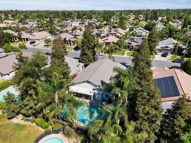 11715 Stonington Street, Bakersfield, CA 93312