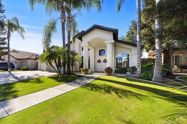 11715 Stonington Street, Bakersfield, CA 93312