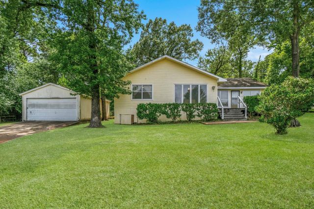 NA Winding Way, Point Blank, TX 77364