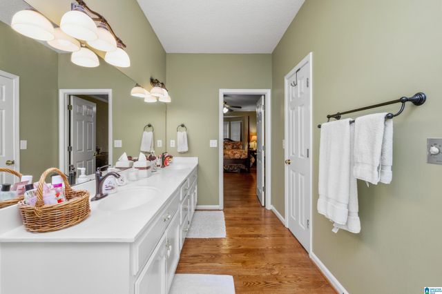 5200 STONEHAVEN DRIVE, Birmingham, AL 35244