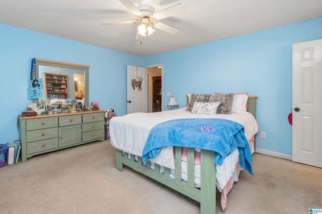 5200 STONEHAVEN DRIVE, Birmingham, AL 35244
