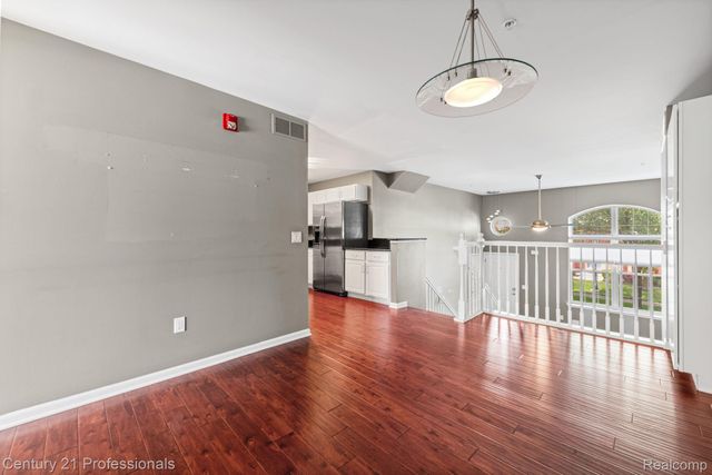 412 Boardwalk Drive, Walled Lake, MI 48390