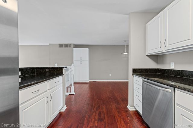412 Boardwalk Drive, Walled Lake, MI 48390