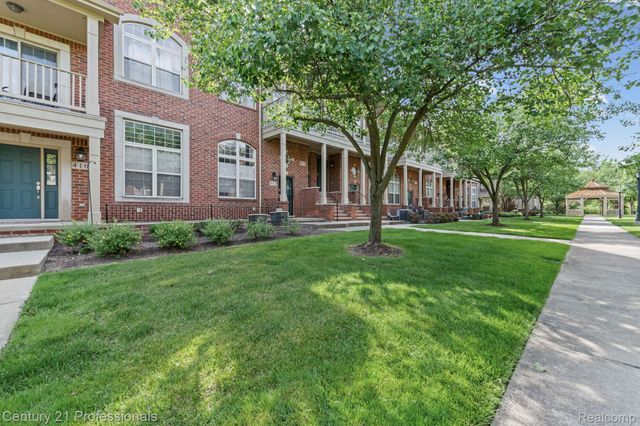 412 Boardwalk Drive, Walled Lake, MI 48390