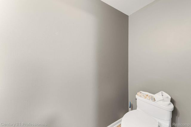 412 Boardwalk Drive, Walled Lake, MI 48390