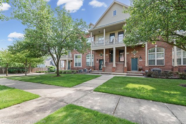 412 Boardwalk Drive, Walled Lake, MI 48390