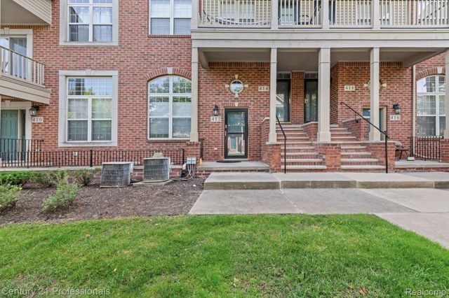 412 Boardwalk Drive, Walled Lake, MI 48390