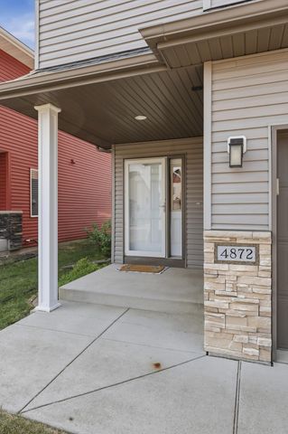 4872 35th Avenue S, Fargo, ND 58104