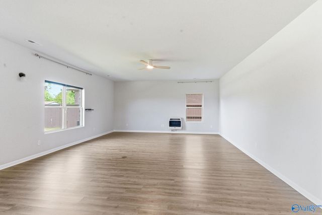 135 Varina Drive, Owens Cross Roads, AL 35763