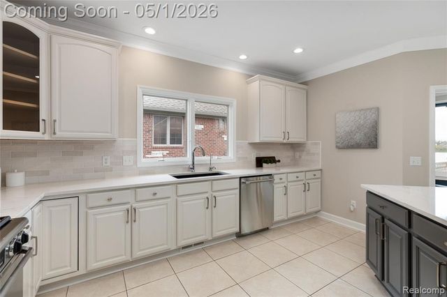 10751 Stoney Point Drive, South Lyon, MI 48178