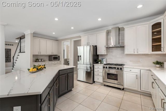 10751 Stoney Point Drive, South Lyon, MI 48178