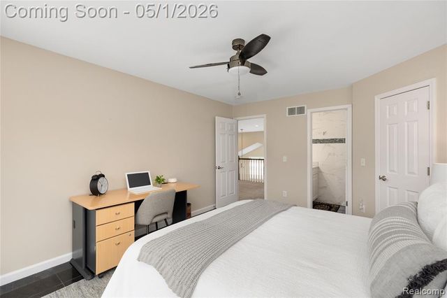 10751 Stoney Point Drive, South Lyon, MI 48178
