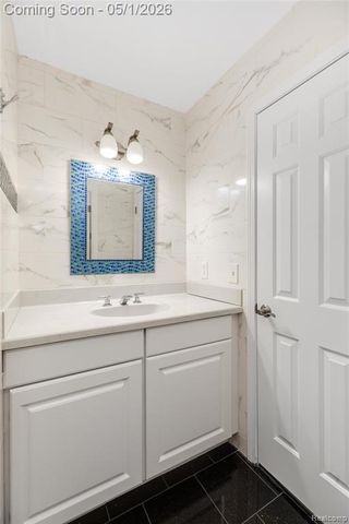 10751 Stoney Point Drive, South Lyon, MI 48178
