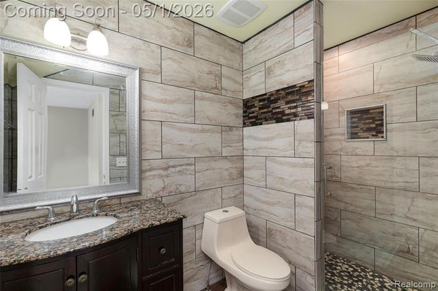 10751 Stoney Point Drive, South Lyon, MI 48178