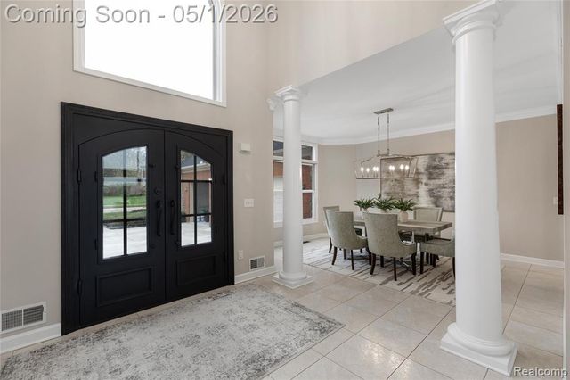 10751 Stoney Point Drive, South Lyon, MI 48178