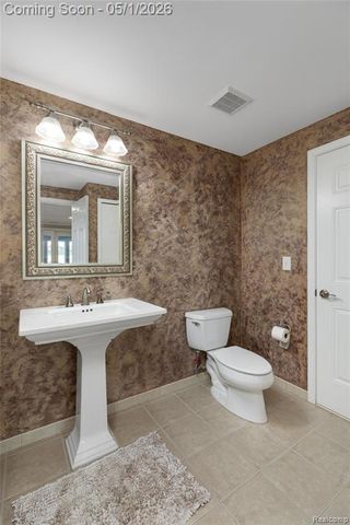 10751 Stoney Point Drive, South Lyon, MI 48178