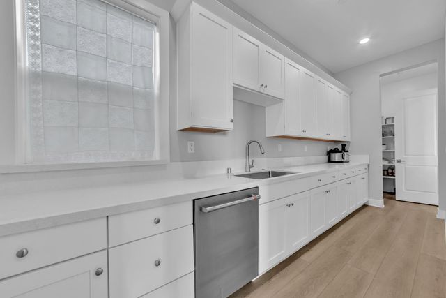 14893 Auburn Summit Dr, Folsom, CA 95630