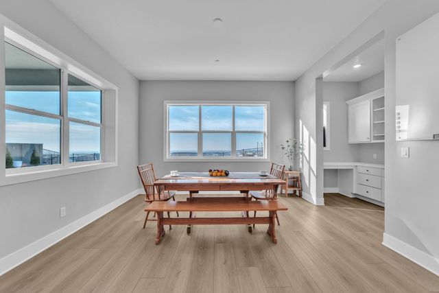 14893 Auburn Summit Dr, Folsom, CA 95630