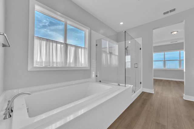 14893 Auburn Summit Dr, Folsom, CA 95630