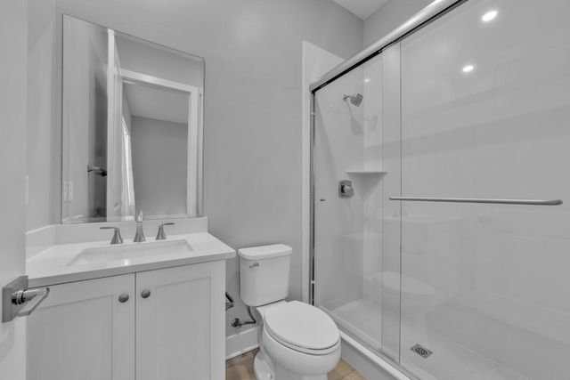 14893 Auburn Summit Dr, Folsom, CA 95630