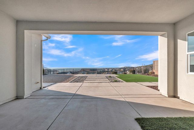 14893 Auburn Summit Dr, Folsom, CA 95630