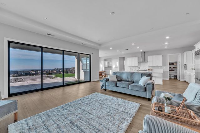 14893 Auburn Summit Dr, Folsom, CA 95630