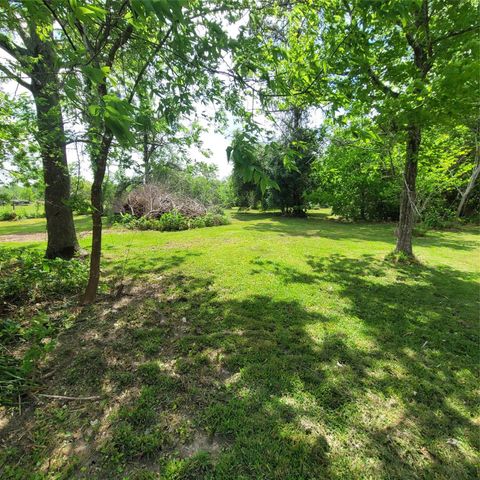 6100 Avenue U Street, Santa Fe, TX 77517