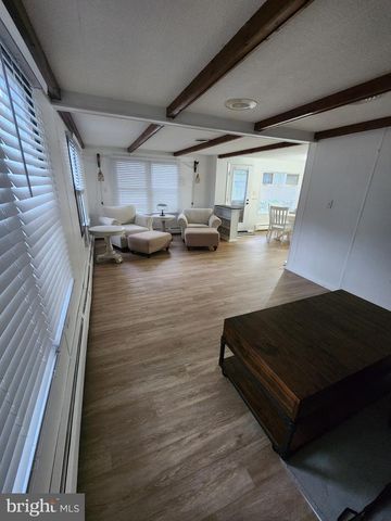 79 SKYLINE DR, Sicklerville, NJ 08081