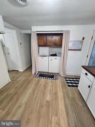79 SKYLINE DR, Sicklerville, NJ 08081